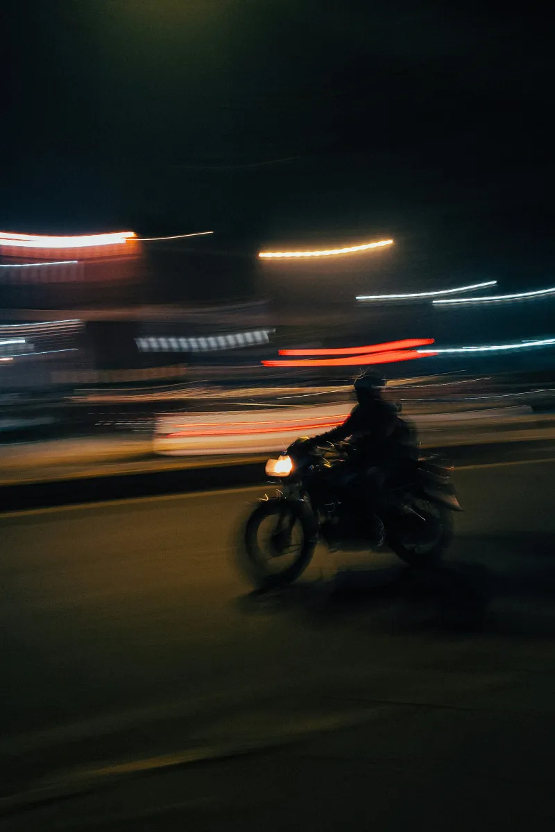Biker solitario — matching compagni di viaggio